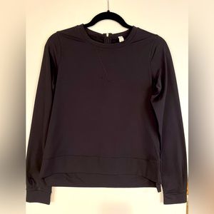 NWT Lululemon Black Warm Up Crew Size 8